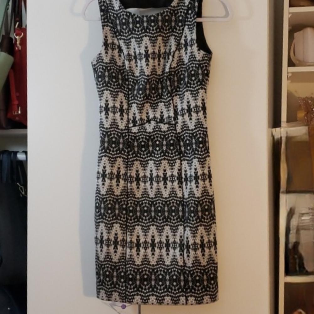 H&M | Black & White Sleeveless Dress | Size 4